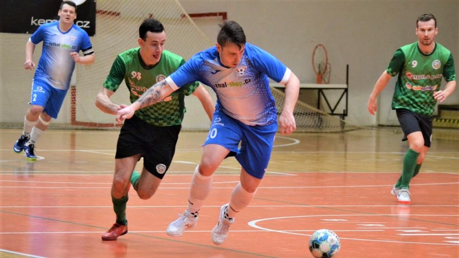 Brněnské derby skončilo debaklem nováčka