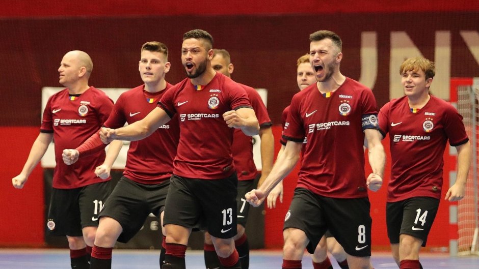 Ve třetím derby rozhodl penaltový rozstřel