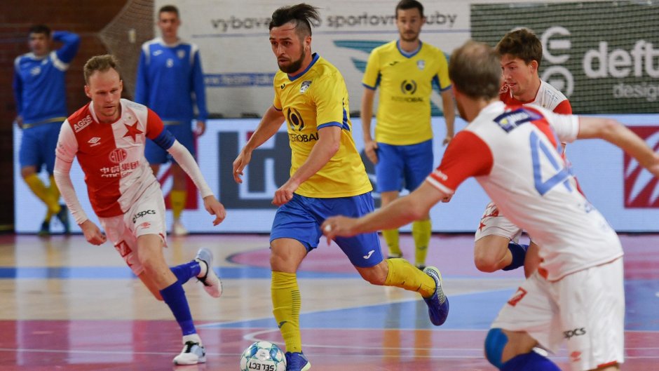Slavia i přes skvělý výkon podruhé prohrála. Vnuk dal hattrick