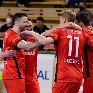 20210521-00-13-39-futsal-plzen-chrudim-20210520-11.jpg