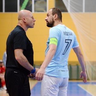 20210521-00-13-39-futsal-plzen-chrudim-20210520-7.jpg