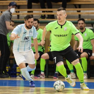 20210528-08-57-25-futsal-plzen-chrudim-20210527-6.jpg