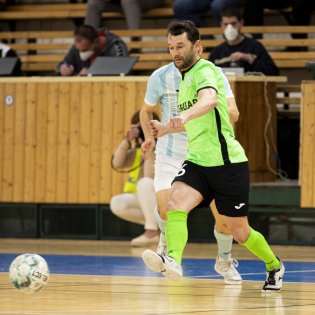 20210528-08-57-26-futsal-plzen-chrudim-20210527-12.jpg