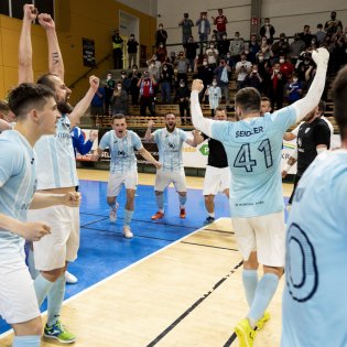 20210528-08-57-27-futsal-plzen-chrudim-20210527-29.jpg