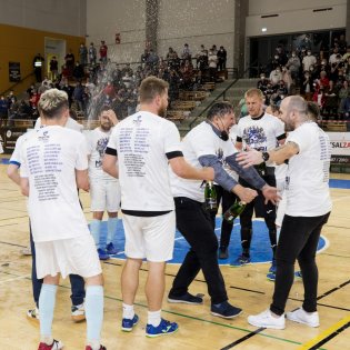 20210528-08-57-27-futsal-plzen-chrudim-20210527-31.jpg