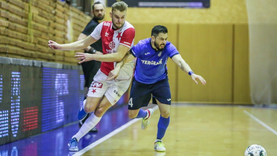 TAHÁK KOLA: Bitva dvou neporažených! Chrudim přivítá Slavii