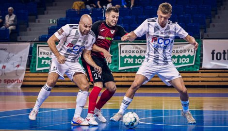 Helas zvládl domácí premiéru v nové sezoně a porazil Dynamo