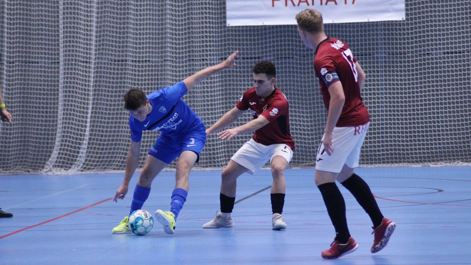 Sparťané nadělili Mělníku osm branek