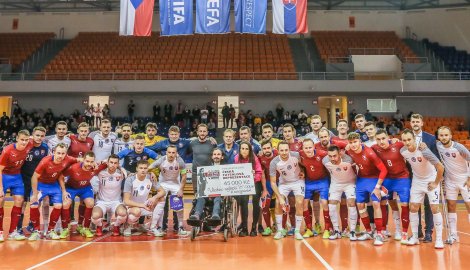 Osobnosti hrály futsal pro Vláďu Mikuláše. Gerčák se loučil s reprezentací