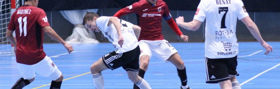 Sparta doma porazila Dynamo 10:2
