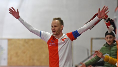 Slávistický kapitán Homola dovedl sešívané dvěma góly do semifinále