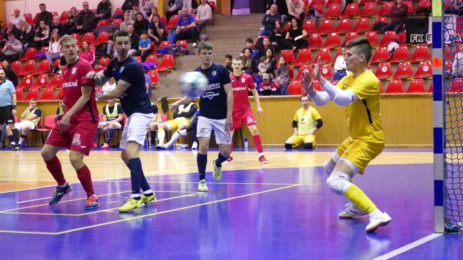 Tvrdé chrudimské KO. Východočeši zakončili čtvrtfinále čtrnácti góly