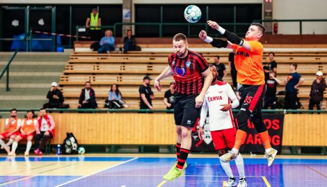 První bod vystřílel Teplicím Adriano. Hůla ani jednou neinkasoval