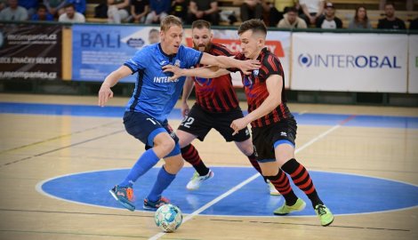 Vyrovnané finále. Vahala neinkasoval a Plzeň rozhodla v power play