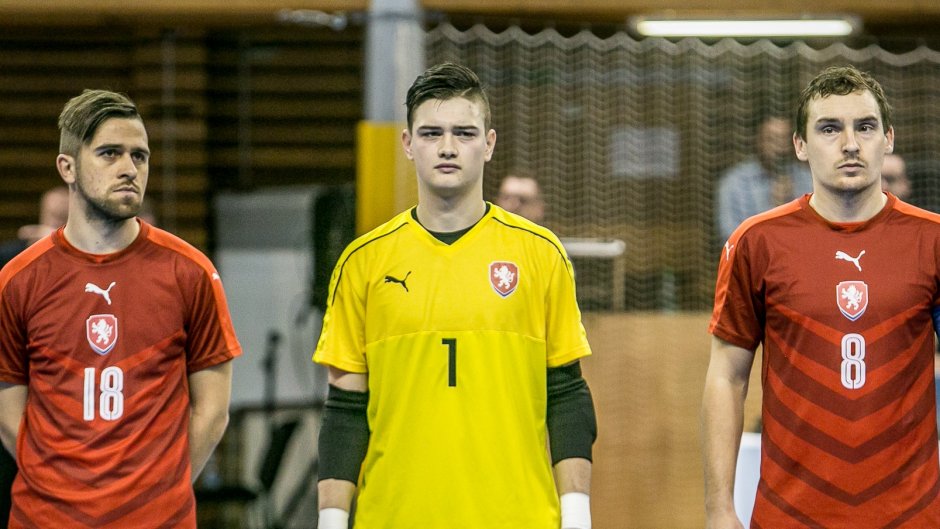 Reprezentační brankář Hůla zůstává v Česku. Oblékne dres Sparty