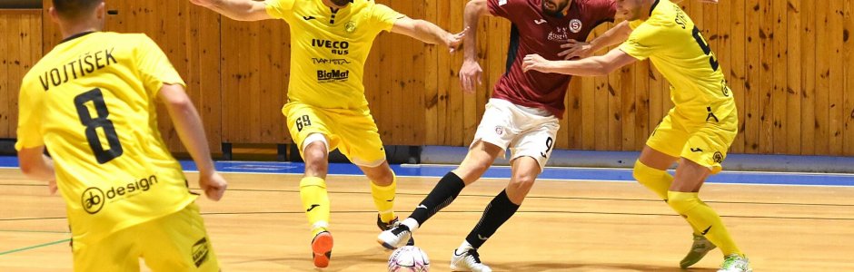 Nejzbach dlouho vedl. Sparta však zápas otočila