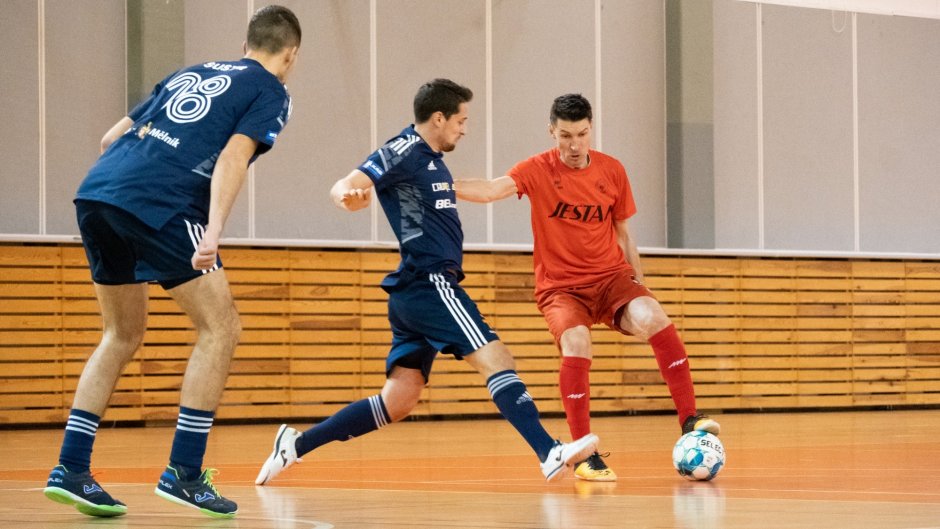 Čtyřgólového Beleje a Gabča zastínila rozhodující trefa Tavarese