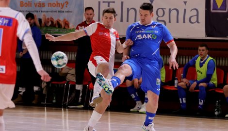 Helas marně dotahoval na Slavii. Sešívaní mají cennou výhru