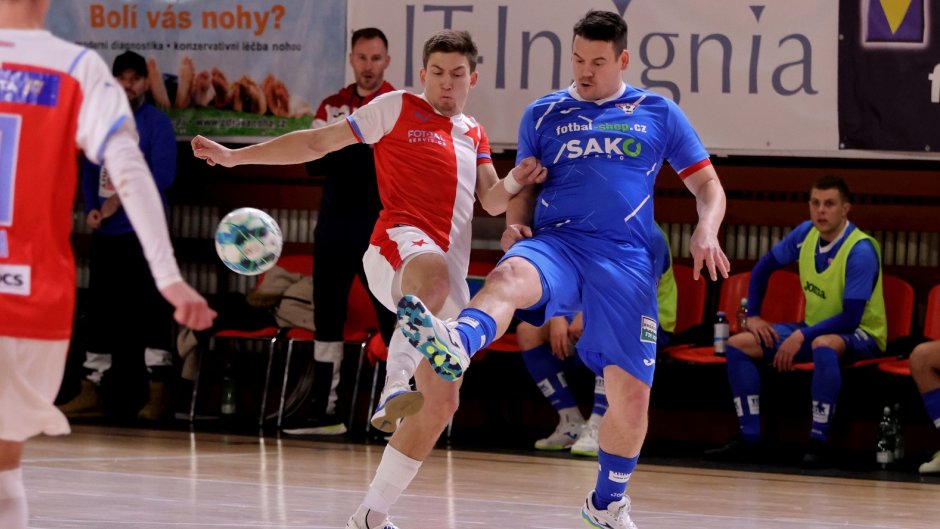 Helas marně dotahoval na Slavii. Sešívaní mají cennou výhru