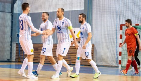 SOUHRN KOLA: Plzeň vyhrála základní část, Slavia přeskočila Spartu