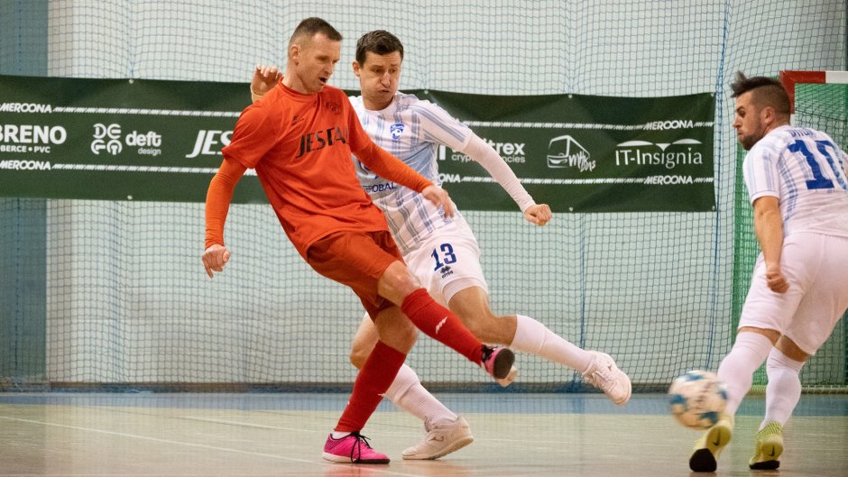Plzeň si v Kadani zastřílela a je krok od semifinále