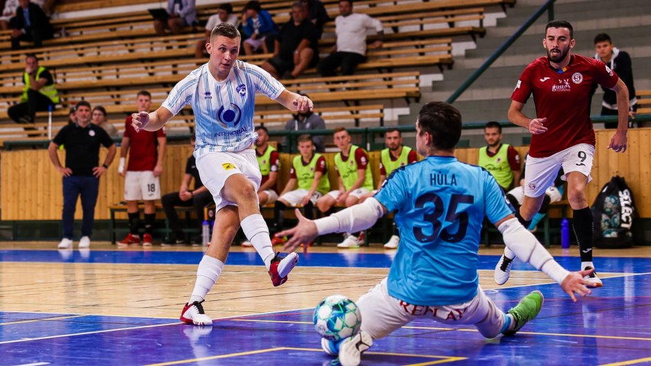 Po repre pauze začíná semifinále. Zápas z Plzně vysílá ČT sport Plus