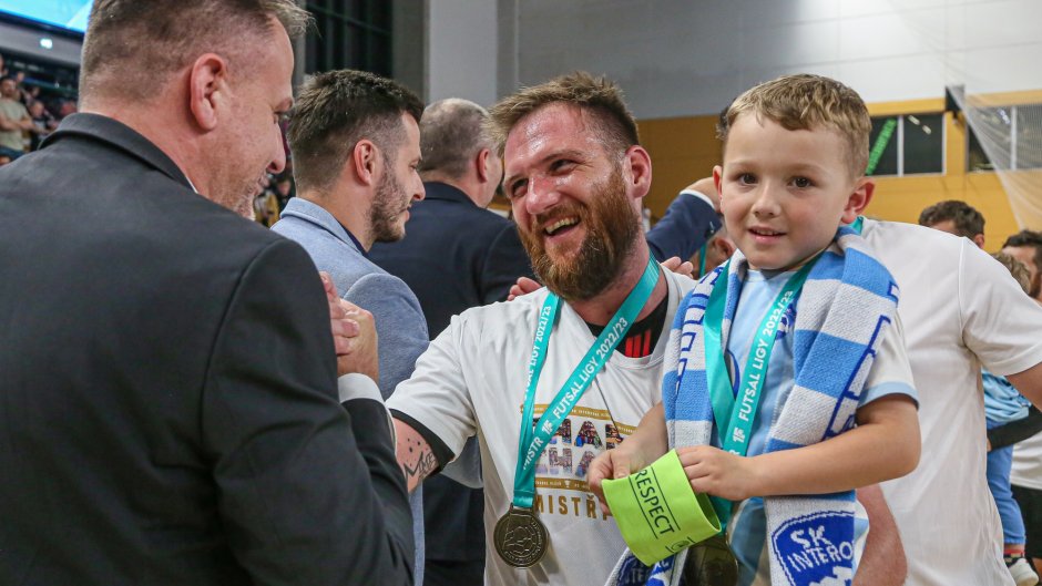Mířil jsem jinam, řekl o penaltě v slzách loučící se Štrajt