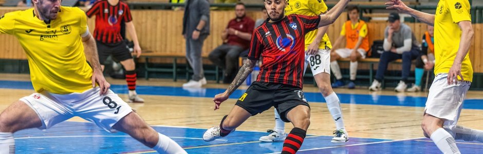 Kanonáda na závěr. Plzeň vyřadila Spartu po devítigólovém přídělu