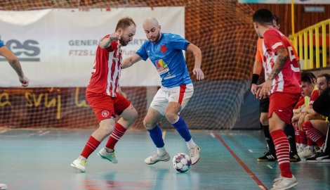 Křemen vstřelil 100. ligový gól. Slavia je v čele tabulky