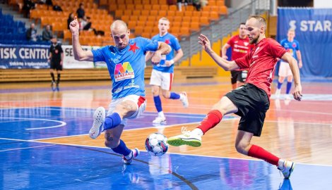 Hrdina v poslední minutě zachránil Slavii bod na Helasu