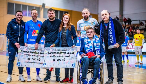 Futsal umí pomáhat, charita v Plzni vynesla vysokou částku