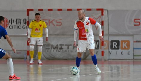 Denys Sandeckyi přestupuje ze Slavie do Rakouska