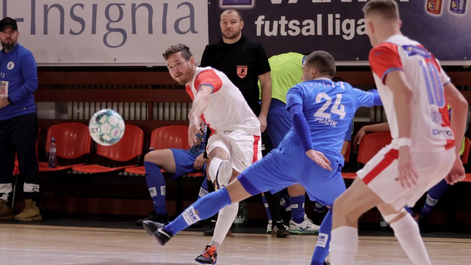 Z kabiny: Dvojzápas v Plzni, souboj o třetí místo v Edenu