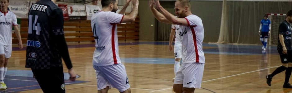 Chrudim si s bojovnými Vlky poradila a ujala se vedení