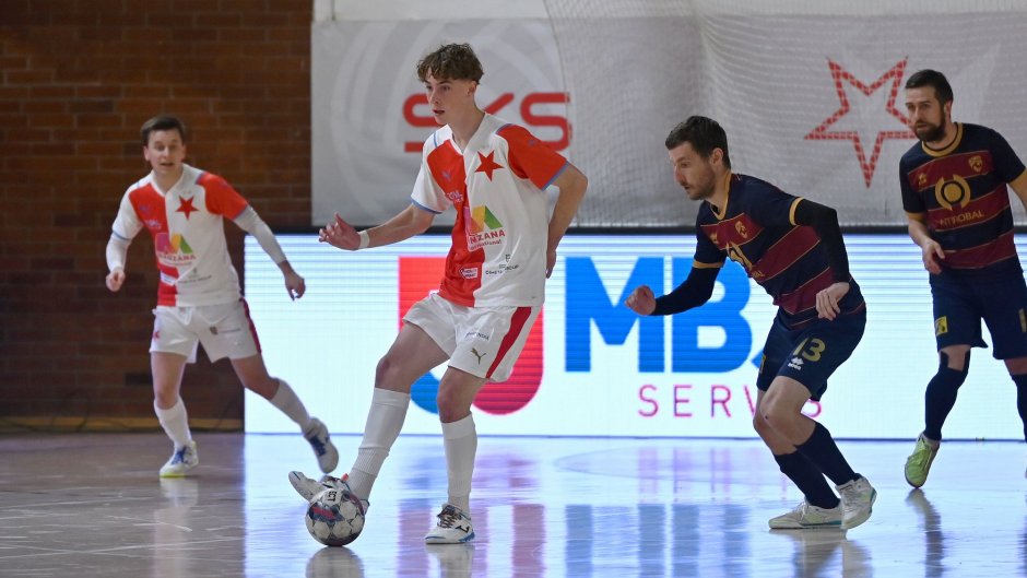 Plzeň bojovnou Slavii přehrála a má mečbol na postup