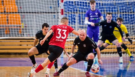 Nejzbach vyloupil Helas a odvezl cenné body