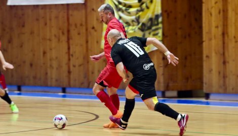Kadaň vyhrála v Mýtě, nestárnoucí Salák dal hattrick