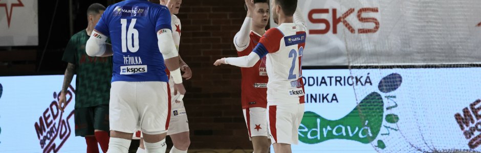 Slavia před kotlem svých fanoušků zdolala Kadaň
