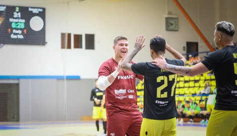 Hiago nastřílel Vlkům hattrick, v novém dresu se trefil i Salák