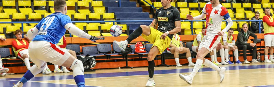 Rapid útočí na první čtyřku. Slavii nedal šanci