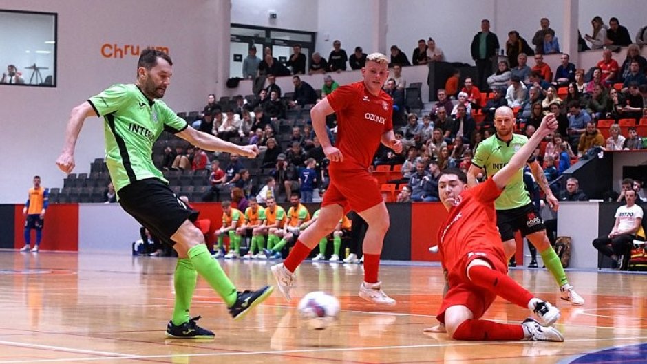 Seidler potřeboval na hattrick čtrnáct minut, Chrudim má první bod