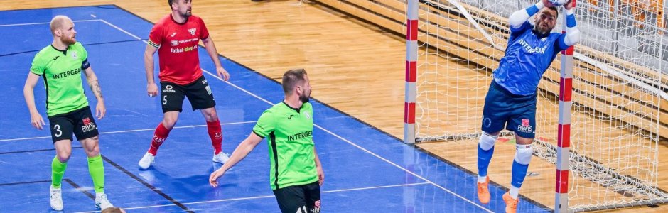 Skóre otevřel Lukšija, pak už pálila osmkrát Chrudim